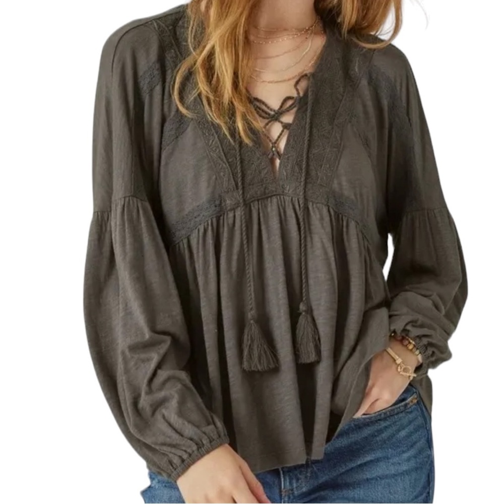 *NWT* Lucky Brand Grayish Brown Peasant Bohemian Top w/Tassel Sz L